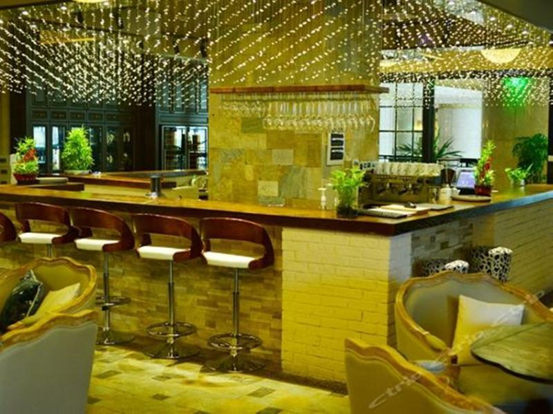Highton Hotel Shanghai Exterior foto